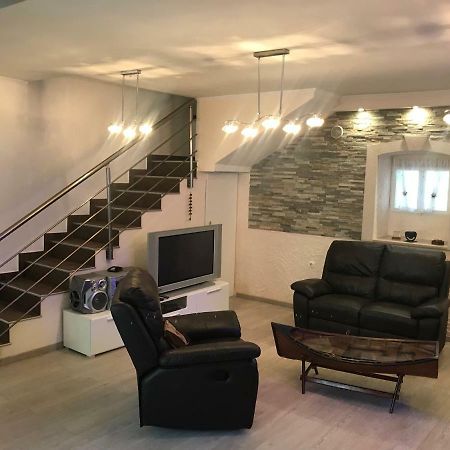 Holiday Home Ruzica 노비비노돌스키 외부 사진