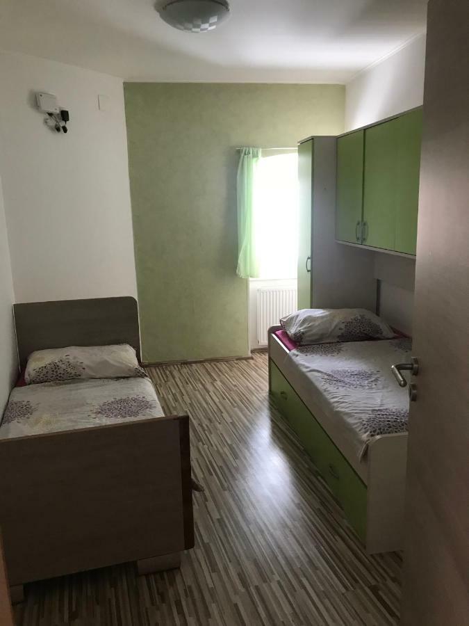Holiday Home Ruzica 노비비노돌스키 외부 사진