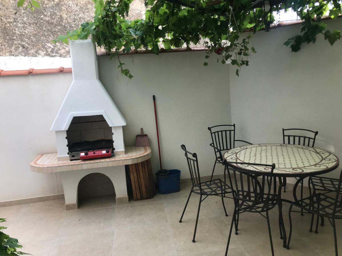 Holiday Home Ruzica 노비비노돌스키 외부 사진